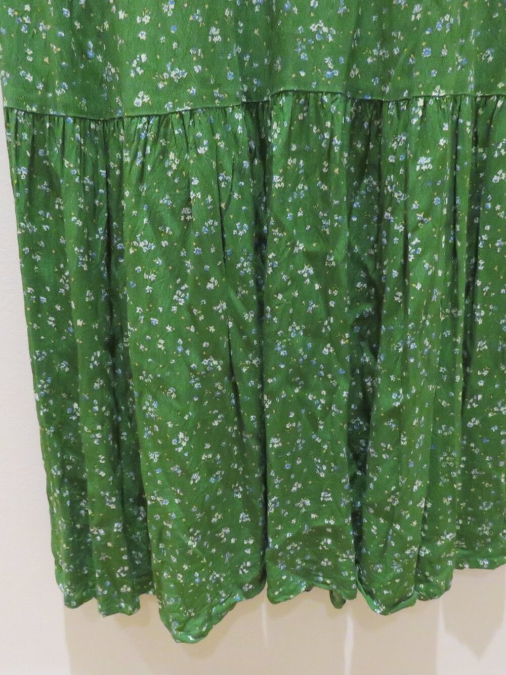 WYSE LONDON Sabine Smocked Tiered Maxi Floral Dress Green US 4 Cottagecore Boho - Picture 10 of 16